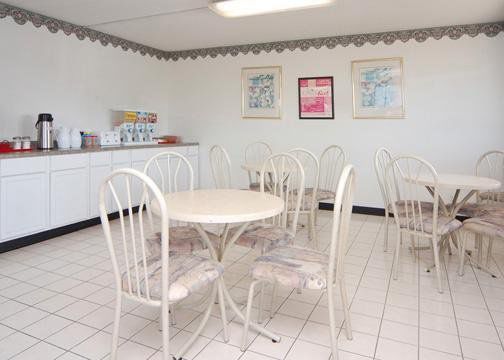 Economy Inn Of Голланд Ресторан фото